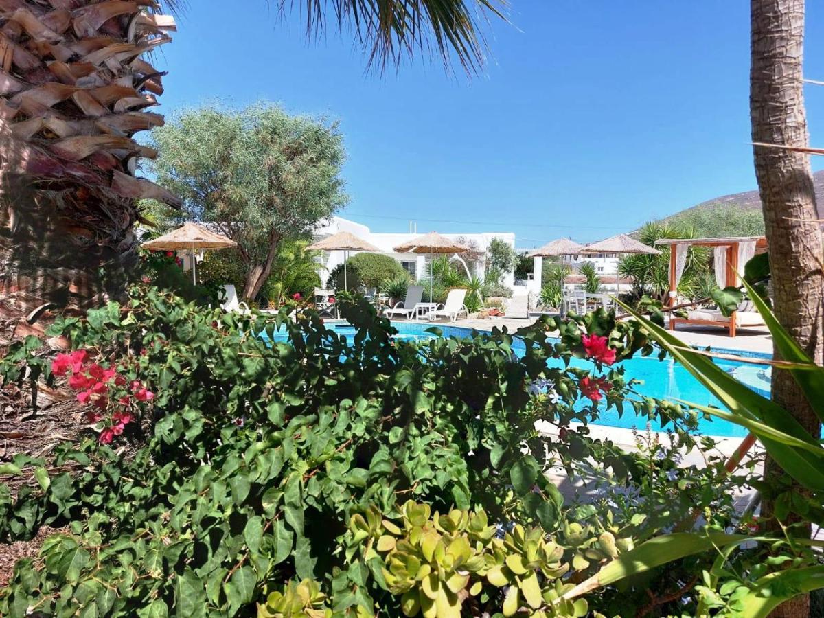 Onira Hotel Parikia  Bagian luar foto